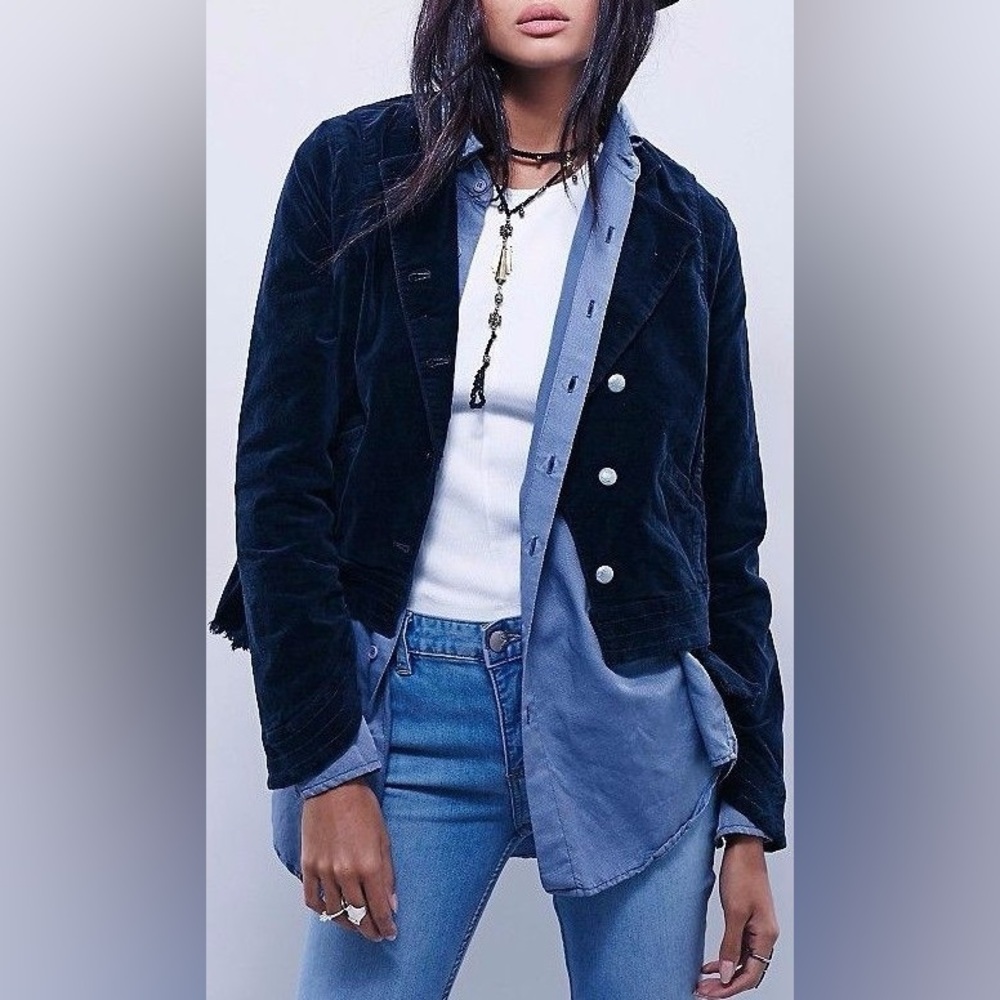 FREE PEOPLE MILITARY VELVET BLAZER